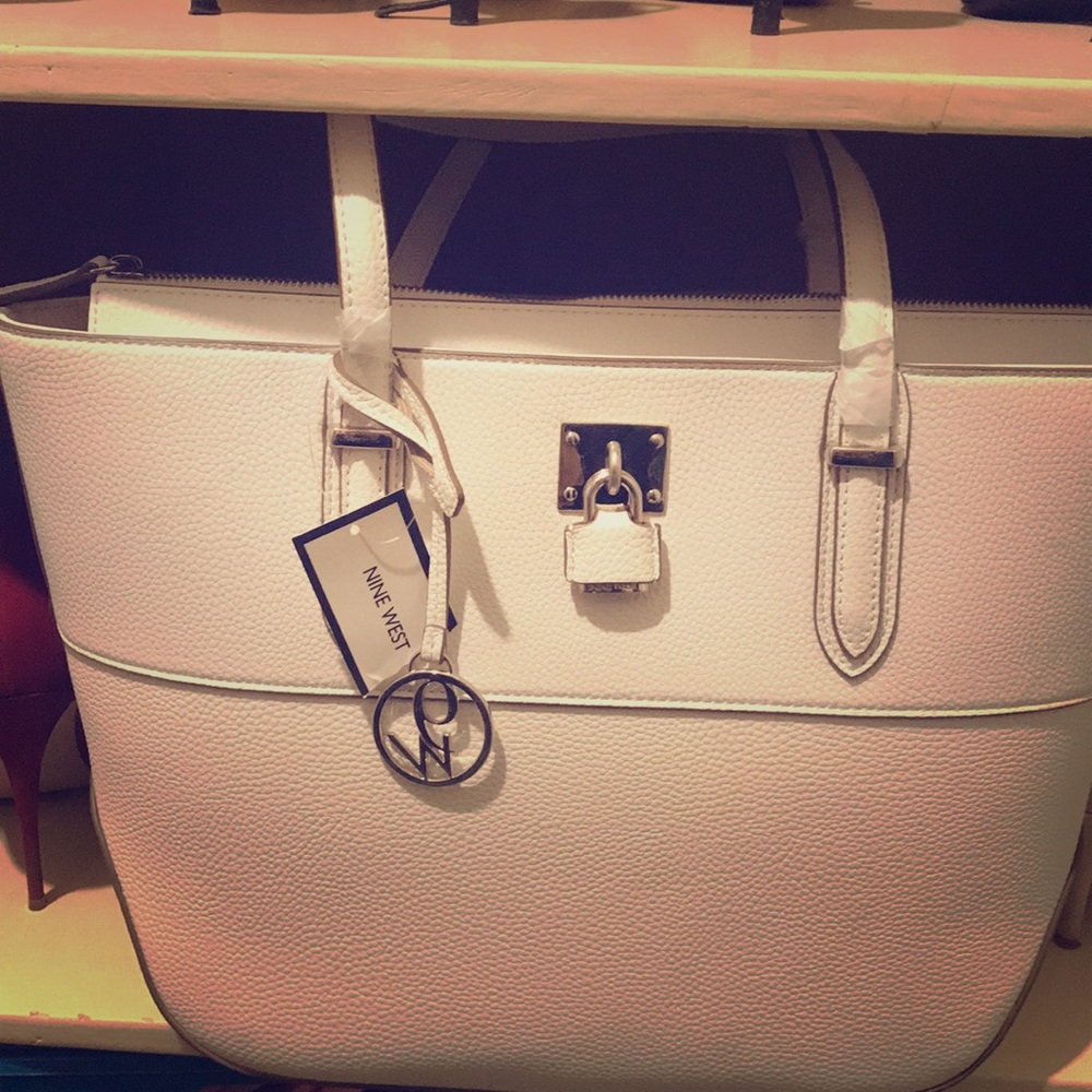 White tote